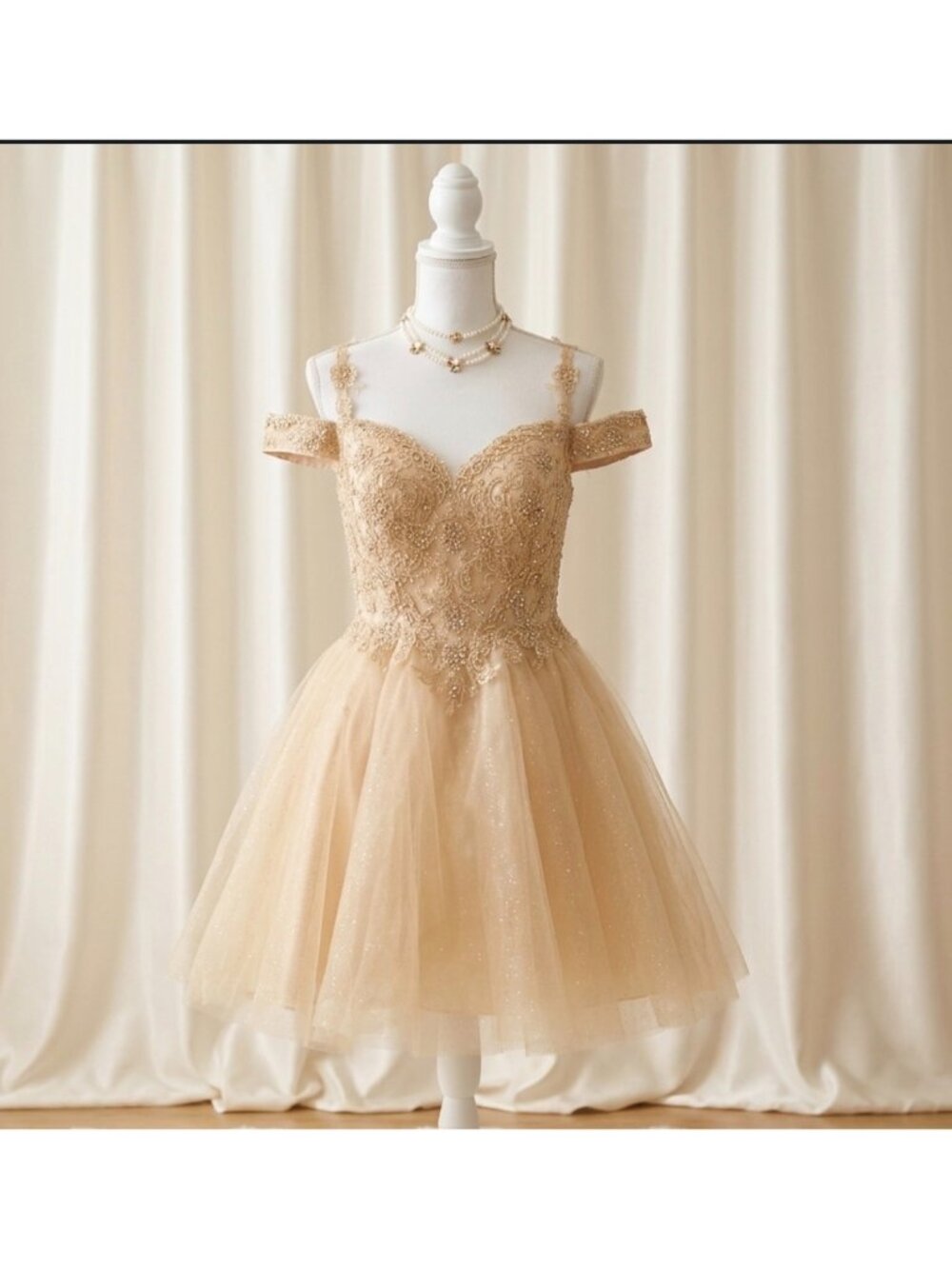 Ladivine  Champagne Short Tulle Prom Dress size M With Beaded Lace Bodice formal